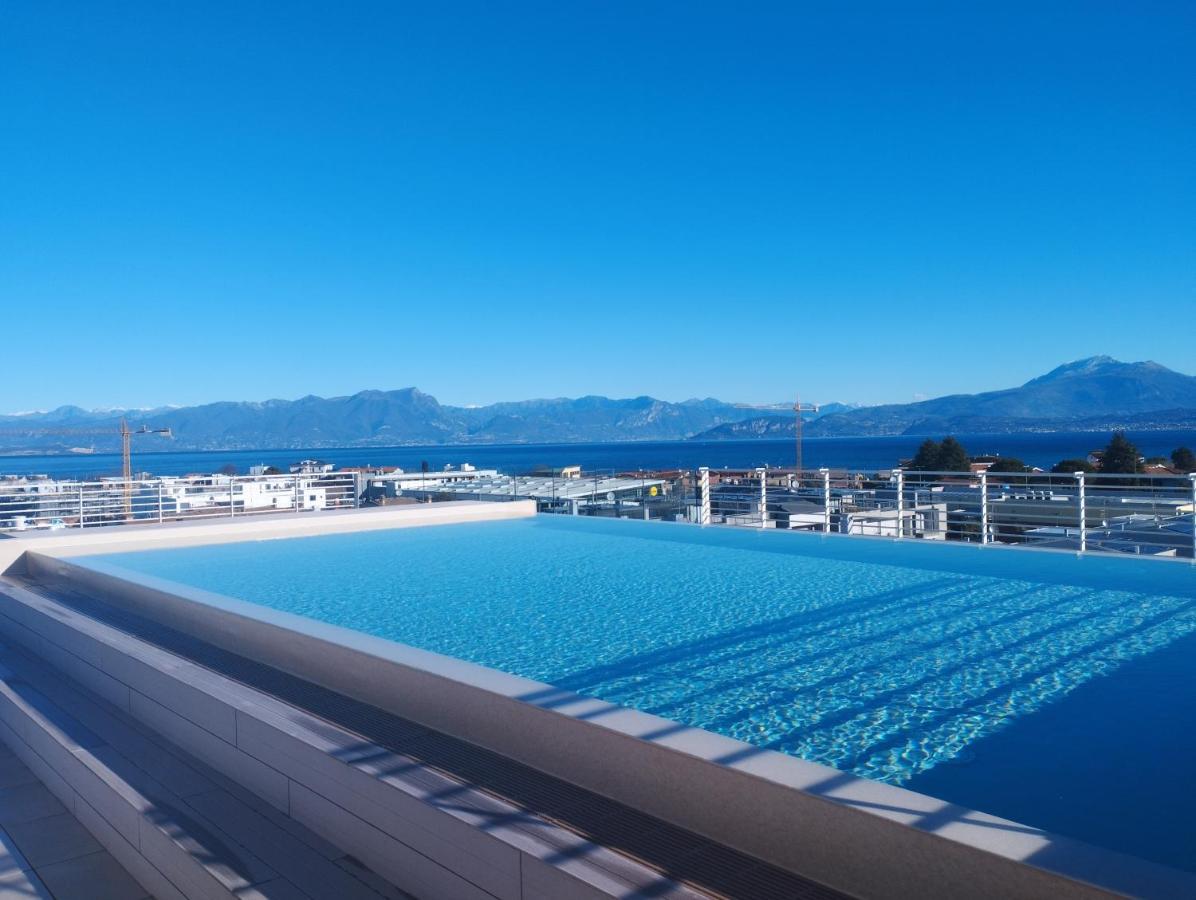 Opalia - Wonderful Garda View Apartment Peschiera del Garda